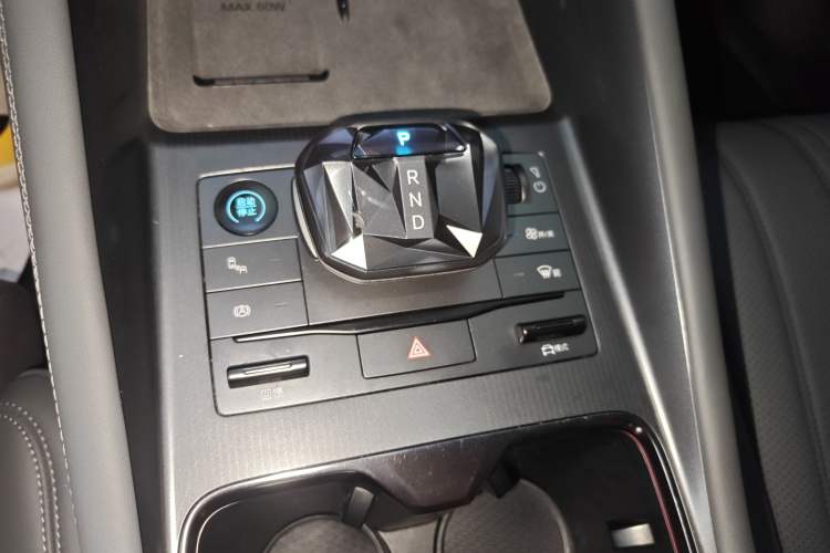 Used BYD Song L EV 2025 550 km Excellence Version
