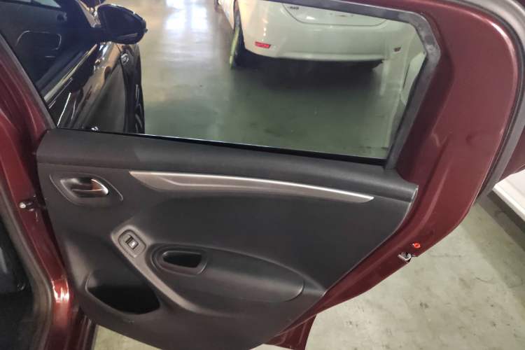 Used Citroen C3-XR 2015 1.6L Automatic Pioneer Model
