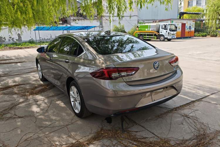 Used Buick Regal 2017 30H Elite Version
