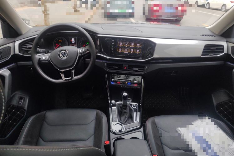 Used Volkswagen Tayron 2021 280TSI Two-Wheel Drive Luxury Smart Connectivity Version Center Console