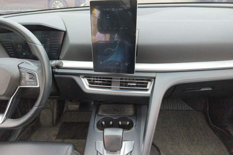 Used BYD Song Pro 2019 1.5T Automatic Elite Edition Audio And AC Panel