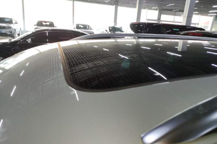 Used Volkswagen Tiguan L 2022 330TSI Automatic Two-Wheel Drive Smart Edition
