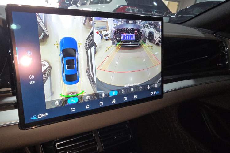 Used BYD Han 2022 DM-i 121KM Prestige Model
