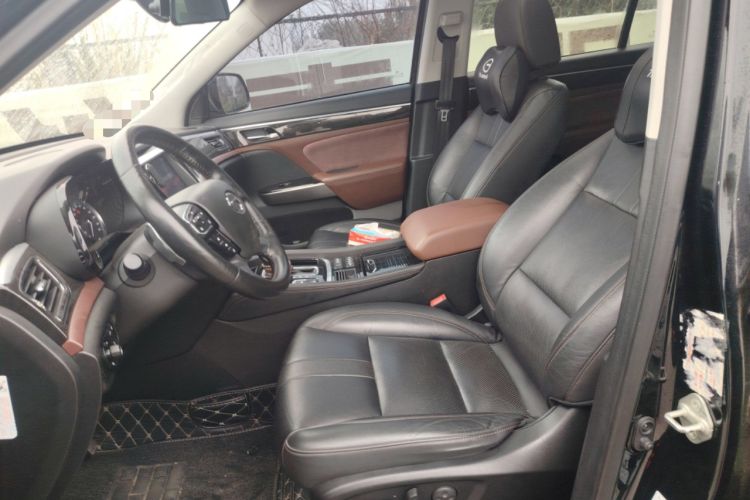 Used GAC Trumpchi GS8 2017 320T Two-Wheel Drive Luxury Smart Connectivity Version (7 Seats)
