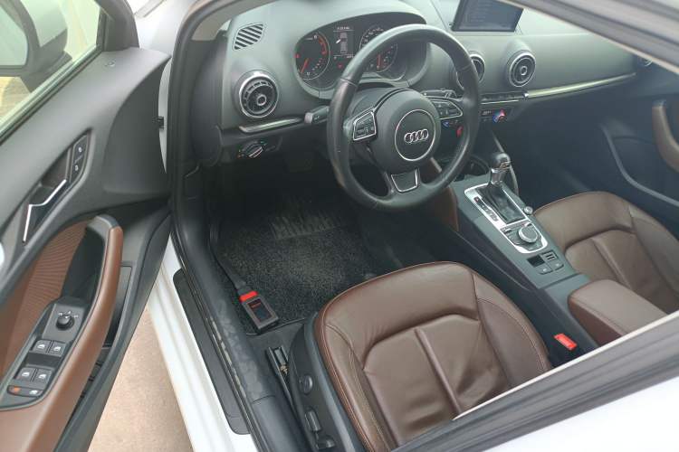 Used Audi A3 2014 Sportback 35 TFSI Automatic Comfort Model