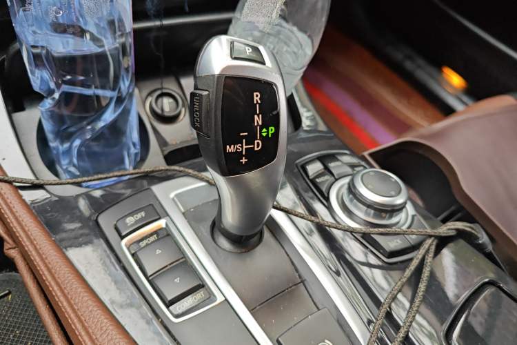 Used BMW 5 Series 2017 520Li Elegant Edition Gear Lever