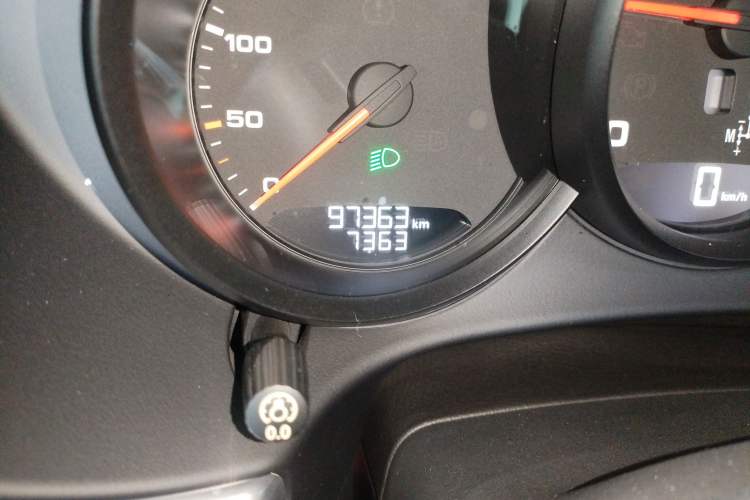 Used Porsche 718 2018 Cayman 2.0T
