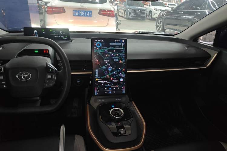 Used Toyota bZ3 2023 517 km Elite PRO Audio And AC Panel