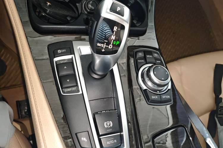 Used BMW 5 Series 2012 530Li Leading Model Gear Lever