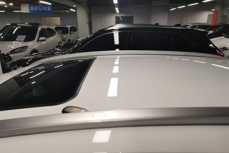 Used Geely Auto Vision X3 2020 1.5L CVT Luxury Model Roof