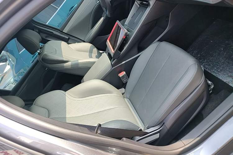 Used BYD Qin PLUS 2025 DM-i Smart Drive 55KM Leading Model
