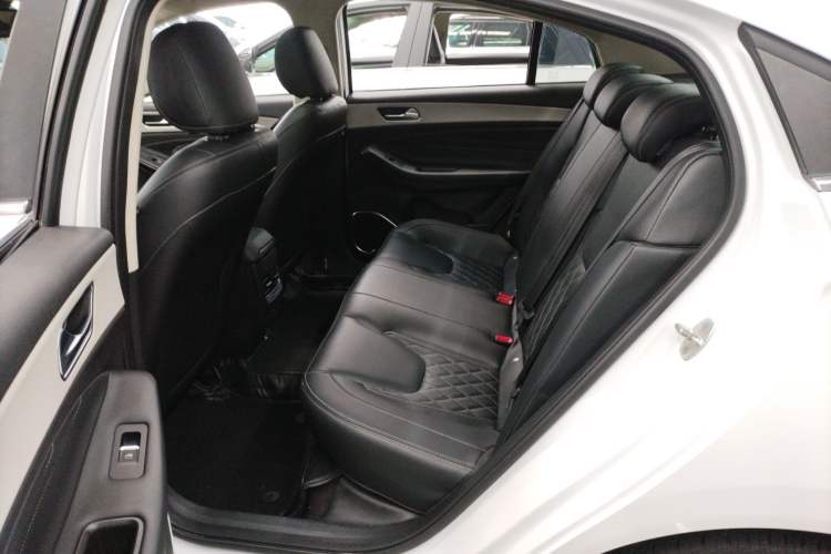 Used Chery Arrizo GX 2019 1.5T CVT New Color Version China VI Standard
