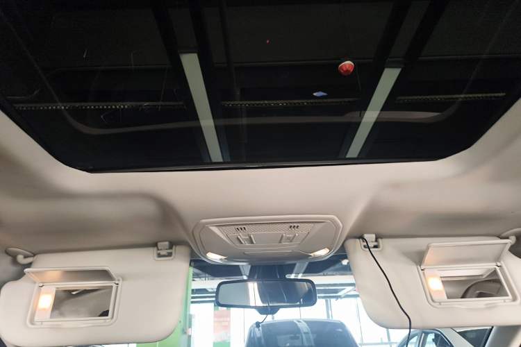 Used Ford Kuga 2019 EcoBoost 180 Two-Wheel-Drive Titanium Plus Model China V Standard Headliner