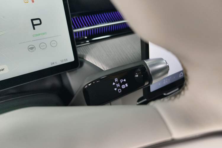 Used XPeng G6 2025 625 Long-Range Max Flagship Edition Gear Lever