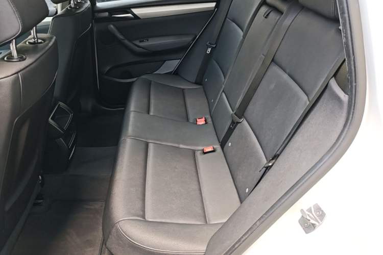 Used BMW X3 2016 sDrive20i
