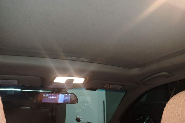 Used SsangYong Korando 2011 2.0T Diesel Two-Wheel Drive Automatic Elite Navigation Version