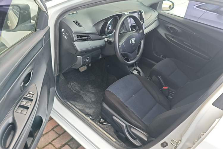 Used Toyota YARiS L Zhi Xiang 2017 1.5E CVT Dynamic Edition
