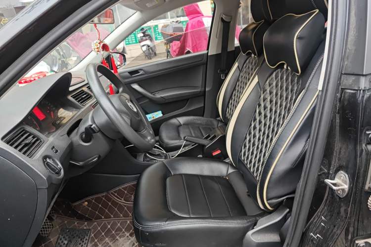 Used Volkswagen Santana 2015 1.6L Automatic Fashion Edition Left Front Seat