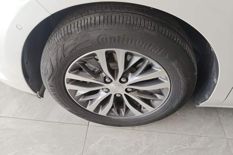 Used Buick GL8 2022 ES Landtrek 653T Luxury Edition