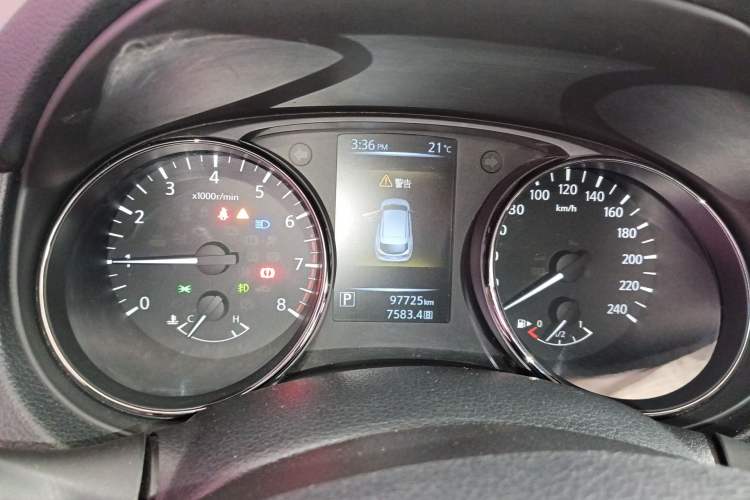 Used Nissan Qashqai 2016 2.0L CVT Elite Edition Instrument Cluster