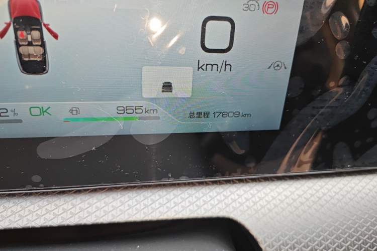 Used BYD Song Pro New Energy 2025 Second-Generation DM-i 115KM Excellence Version Odometer Close Up