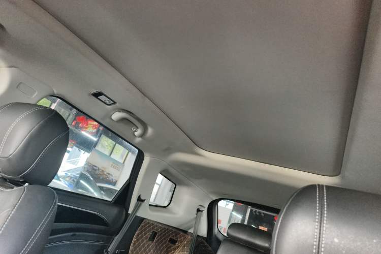 Used JETOUR X90 2021 1.6T DCT Shadow Edition 7-Seater
