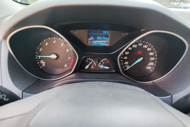 Used Ford Focus 2012 Sedan 1.6L Manual Comfort Model Instrument Cluster