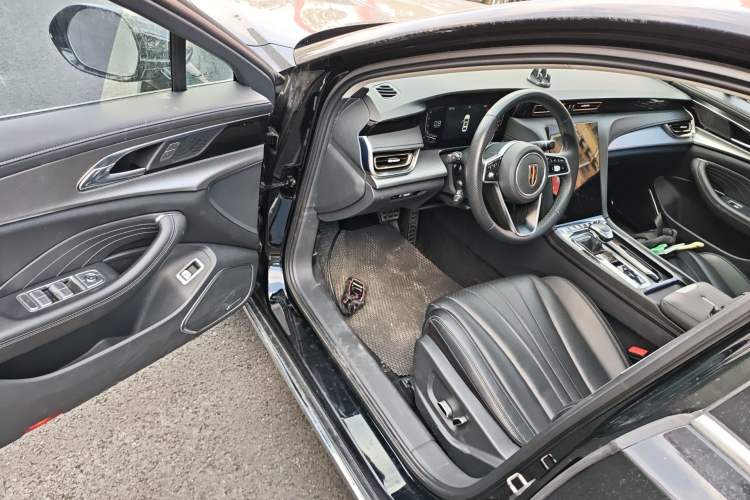 Used Hongqi H5 2024 1.5T DCT Smart Connect Flagship Edition
