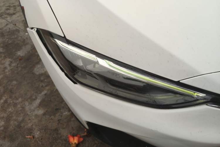 Used Chevrolet Menlo 2022 Star Enjoyment Edition Right Front Headlight