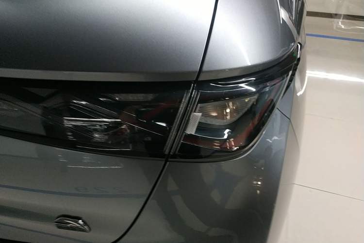 Used BYD Dolphin 2021 405 km Fashion Edition Right Rear Taillight