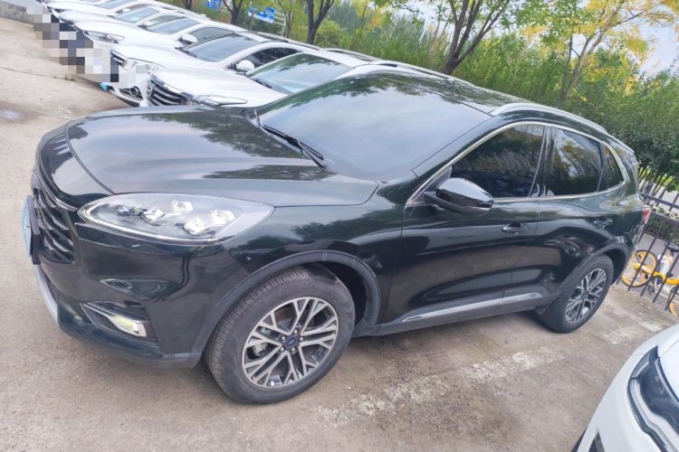 Used Ford Escape 2020 EcoBoost 245 Two-Wheel-Drive Titanium Edition
