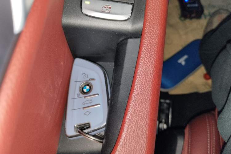 Used BMW i3 2024 eDrive 35 L
