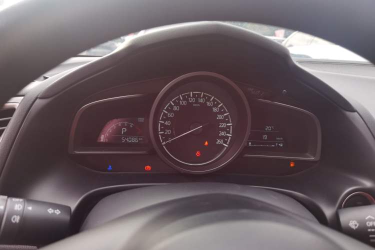 Used Mazda Mazda 3 Axela 2017 Sedan 1.5L Automatic Luxury Model Emission Standard China V