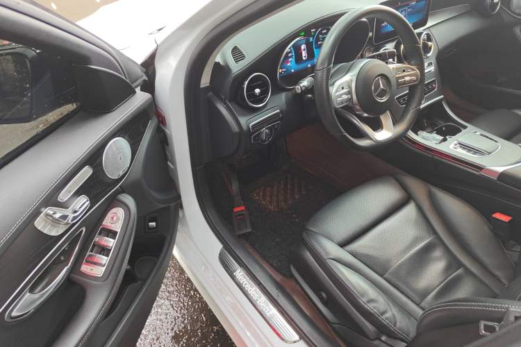 Used Mercedes-Benz C-Class 2020 Restyled C 260 L Sport Edition Driver Seat