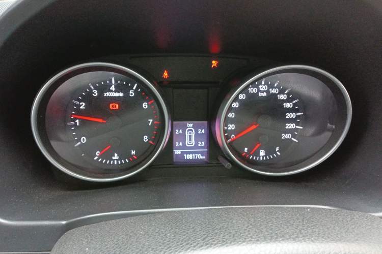 Used Haval H6 2013 Upgraded Model 1.5T Manual Two-Wheel Drive Urban Version