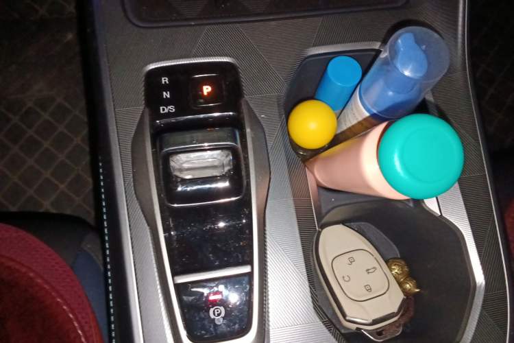 Used GAC Trumpchi GS3 2023 Shadow Speed 270T Enjoyment Edition Gear Lever