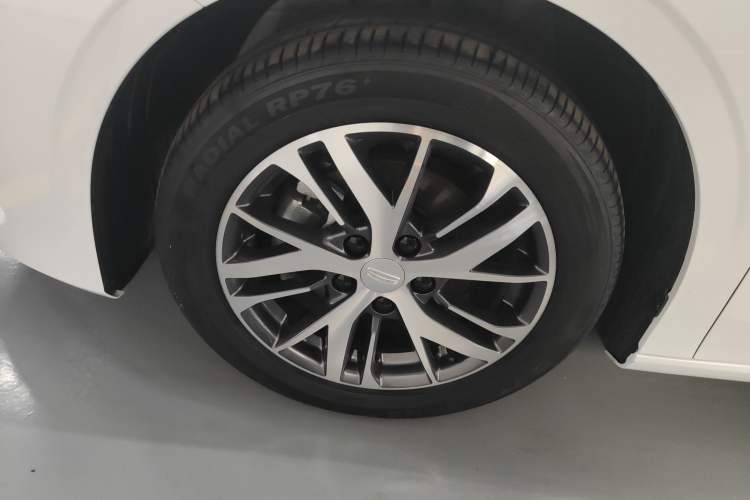 Used Geely Auto Emgrand 2025 4th Generation 1.5L Manual – Dragon Edition