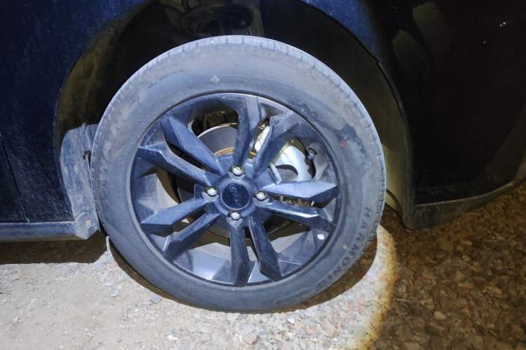 Used Dongfeng Aeolus Yixuan 2025 1.5L Automatic Luxury Version Exterior 4