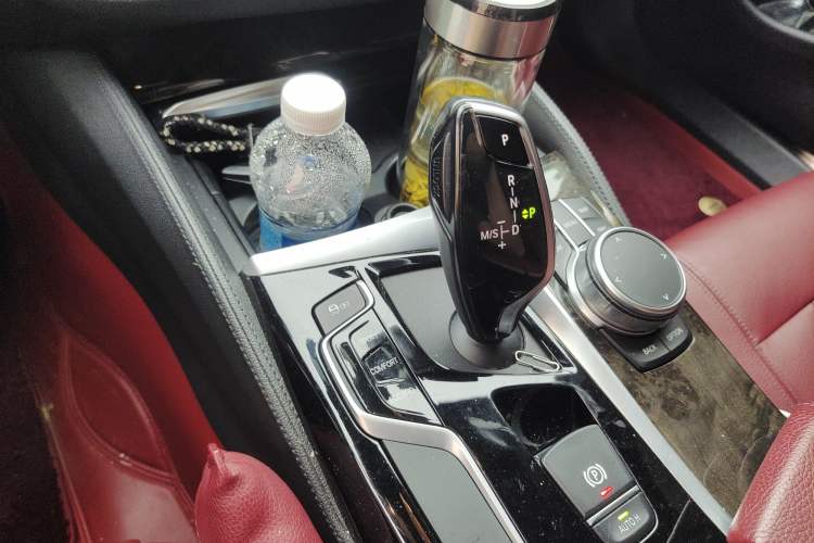 Used BMW 5 Series 2020 530Li Leading Model M Sport Package Gear Lever