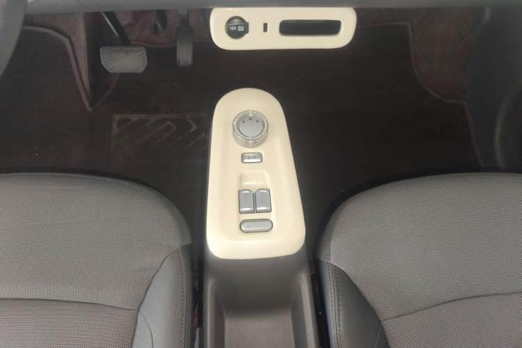 Used CHANGAN NEVO Lumin 2023 205km Xiangqin Version Gear Lever