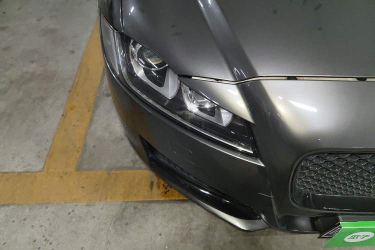 Used Jaguar XF 2016 XF 2.0T Two-Wheel-Drive Luxury Edition
