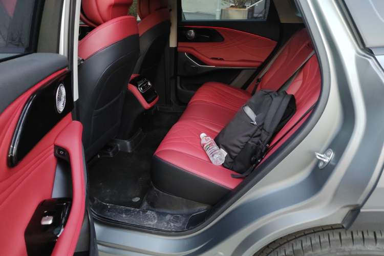 Used EXEED Stellar 2023 400T Two-Wheel Drive Comfort Flyfish Edition