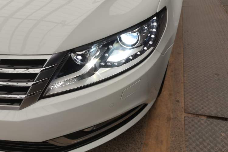 Used Volkswagen FAW-Volkswagen CC 2016 1.8TSI Prestige Model Left Front Headlight