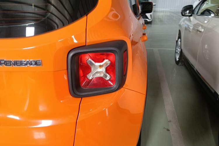 Used Jeep Renegade 2021 220T Automatic Elite Edition Right Rear Taillight