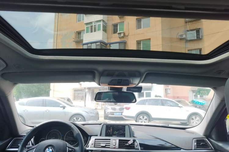 Used BMW 3 Series 2016 316i Fashion Model