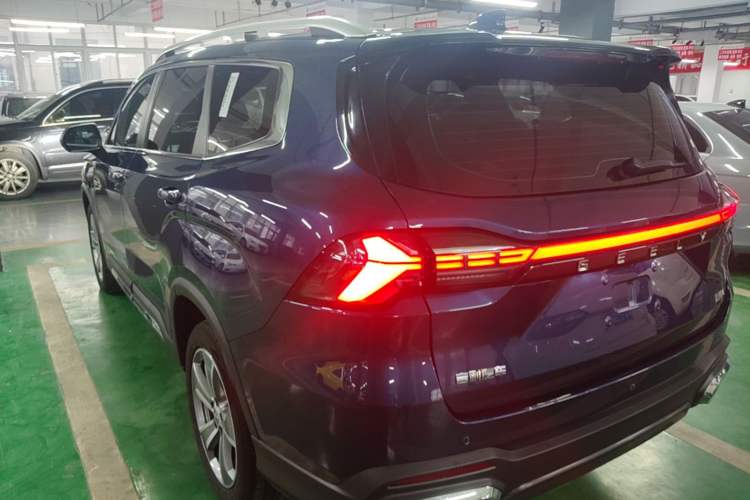 Used Geely Auto Haoyue L 2023 2.0T DCT Prestige Edition
