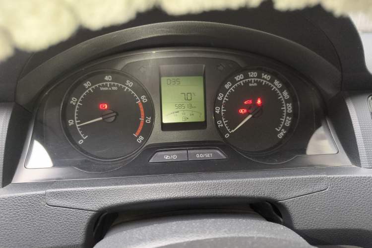 Used Skoda Rapid 2015 1.4L Manual Enjoyment Model