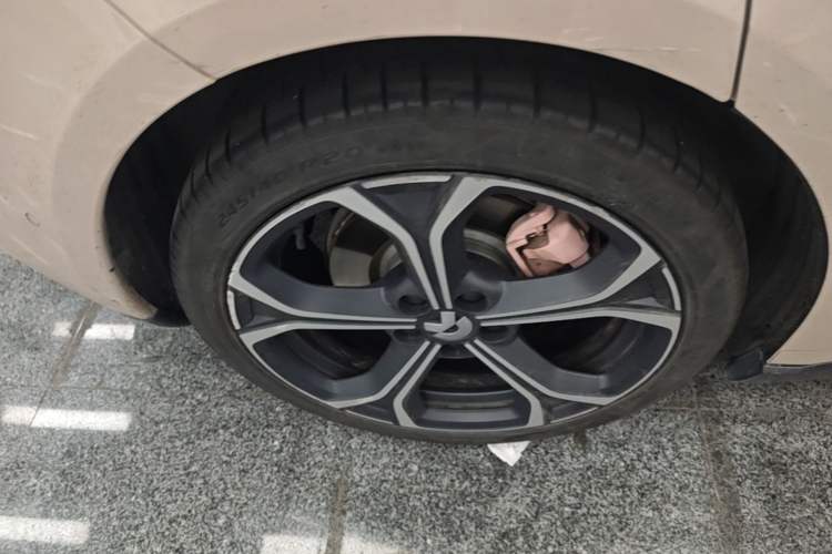 Used Nio ET5 2022 75 kWh