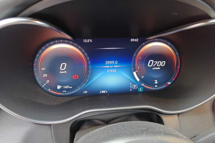 Used Mercedes-Benz GLC Coupe 2020 GLC 300 4MATIC Coupe SUV Instrument Cluster