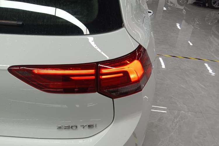 Used Volkswagen Golf 2021 280TSI DSG Pro Right Rear Taillight